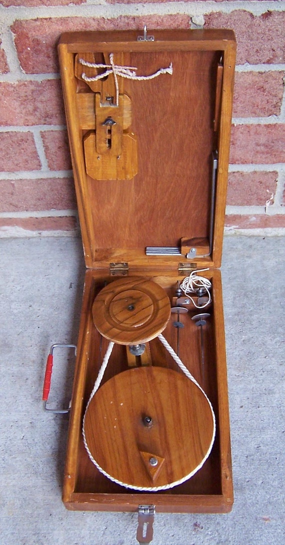 ATTACHE CHARKHA or folding portable spinning wheel 12x7x2