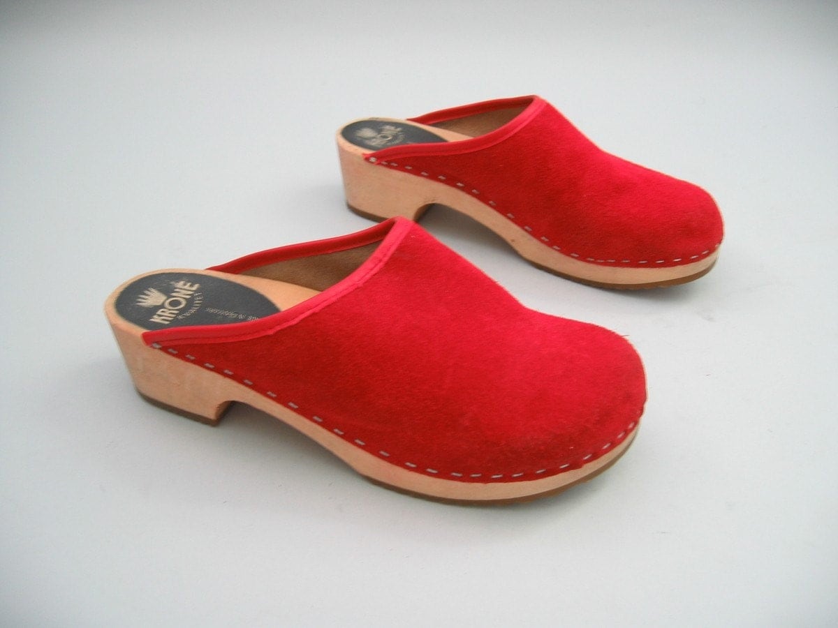 Vintage KRONE red suede danish clogs 38 us 7 by evamaniadesign