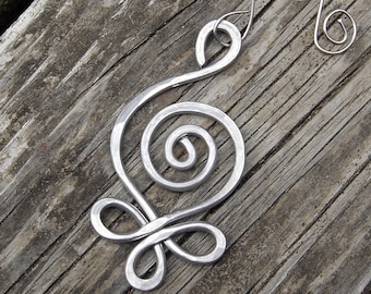 Celtic Budding Spiral Christmas Ornament, Celtic Ornament, Tree Ornament, Hammered Aluminum Wire, Celtic Holiday Decor, Hanging Decoration