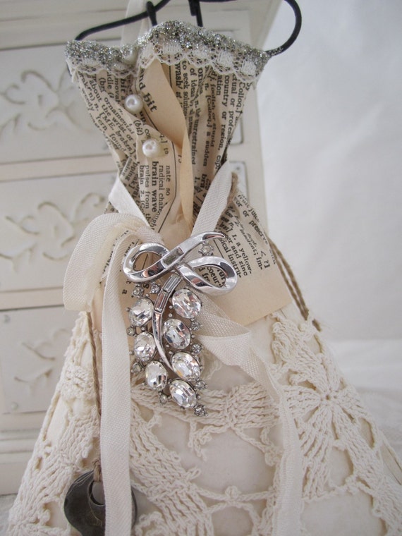 Altered Art Wire Dress Form