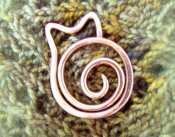 Copper Spiral Cat Shawl Pin