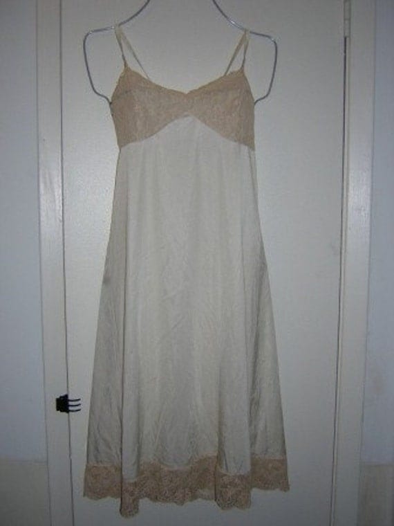 Beautiful VINTAGE Empire Waist Gown Slip Lingerie Sexy by Recy
