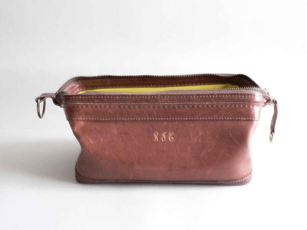 Men's Brown Leather Travel / Toiletry Case Grooming Bag