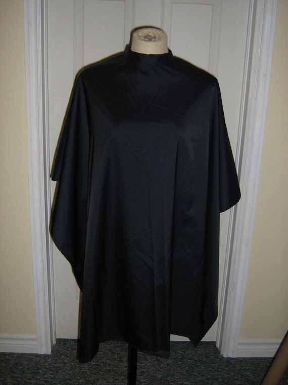 Items similar to Salon Cape - Best Ever Cutting Hairdressing Cape with ...