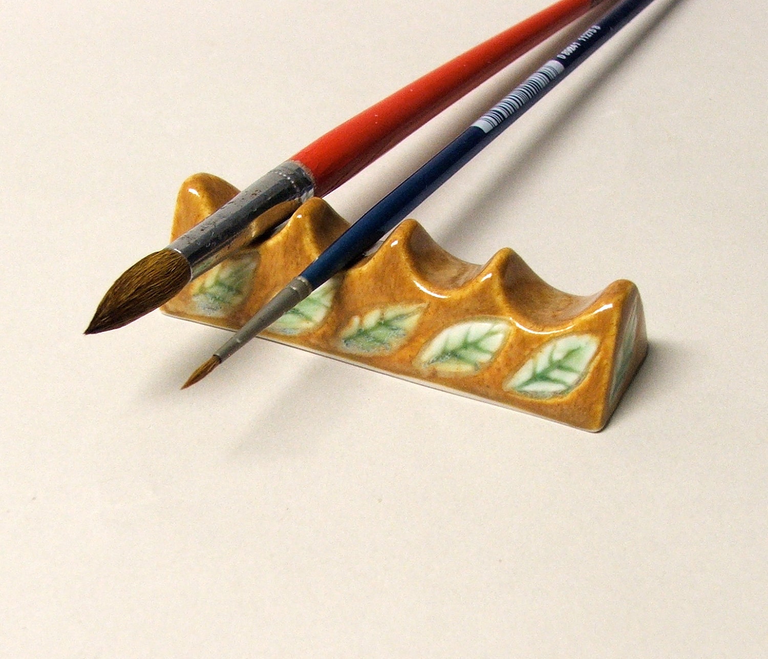 Porcelain Artist Brush Rest