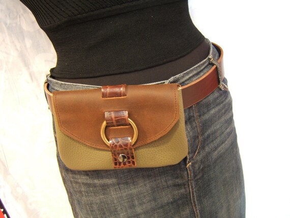 leather hip pouch