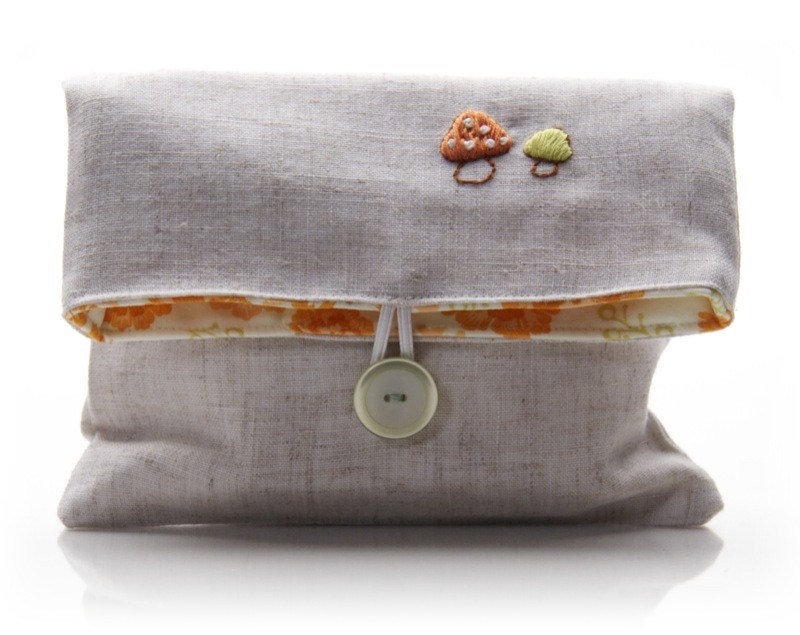 Clutch Purse Linen With Embroidered Mushrooms