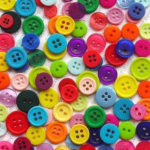 800 buttons galore / rainbow assortment / ULTIMATE GIGANTIC