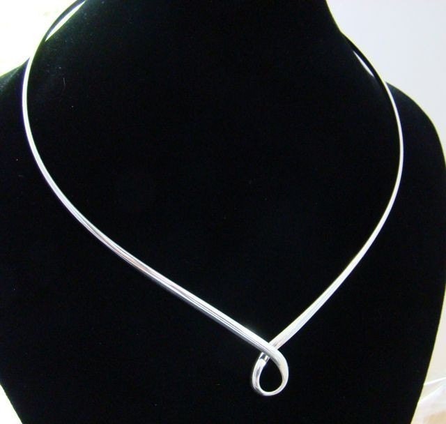 Silver Wire Necklace with Loop for Pendants by RWillisGlassArtist