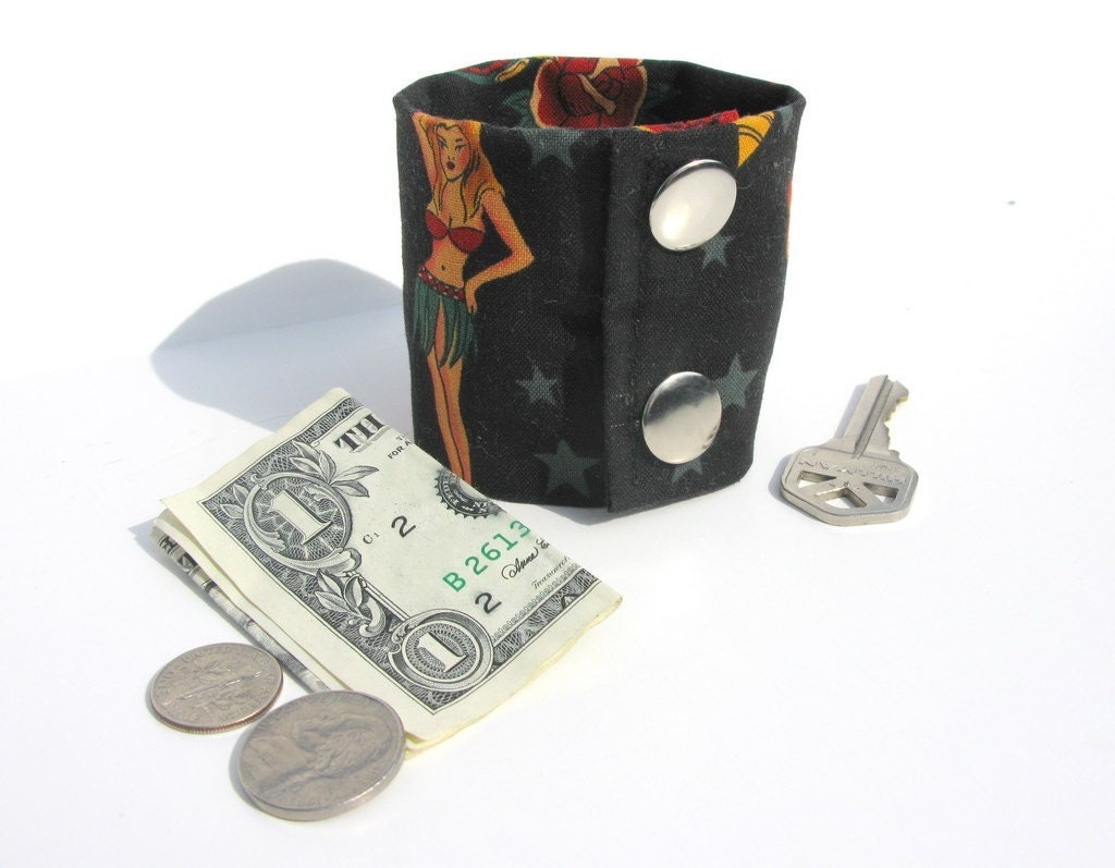 Secret Stash Wrist Wallet Money Cuff Gothic hide your