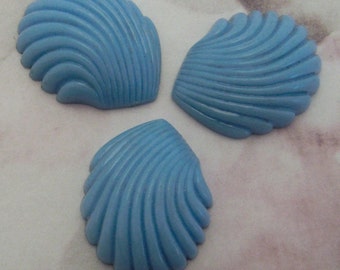 9 pcs. vintage blue scalloped cabochons 20x16mm - f2284