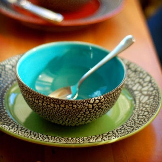 Items similar to Bowl and plate on Etsy