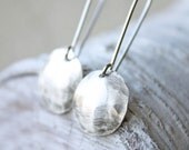 sterling silver earrings, round discs, hammered silver jewelry, everyday modern,