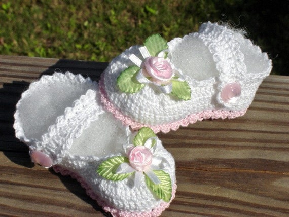 Crochet Thread Heirloom Baby Booties Mary Jane style