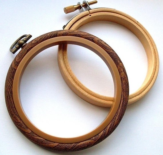 3 Mini Embroidery Hoops Wooden