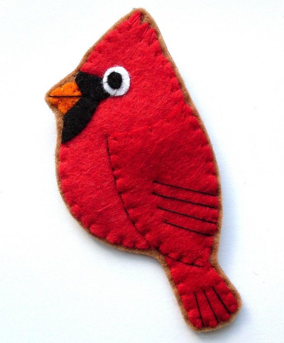Cardinal felt bird brooch
