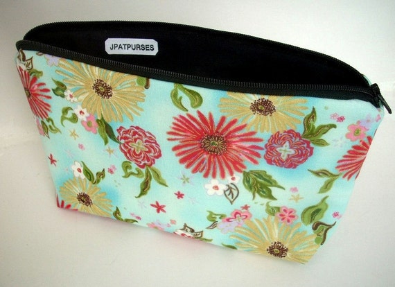 flat pack makeup bag