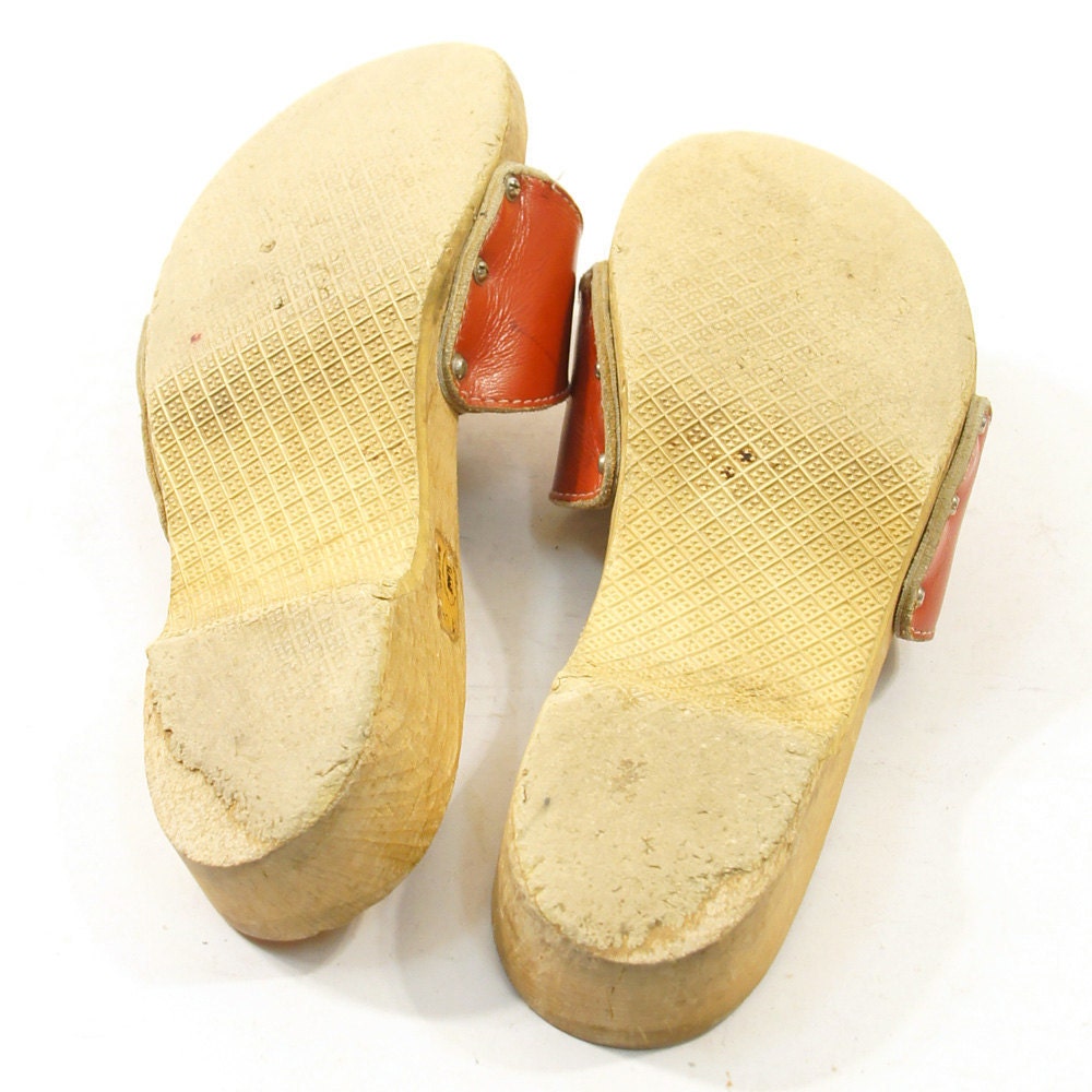 70s Dr Scholl's Wooden Clog Sandals in Red / Women's