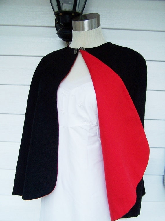 Vintage Nurse Cape by TheHomeGnome on Etsy