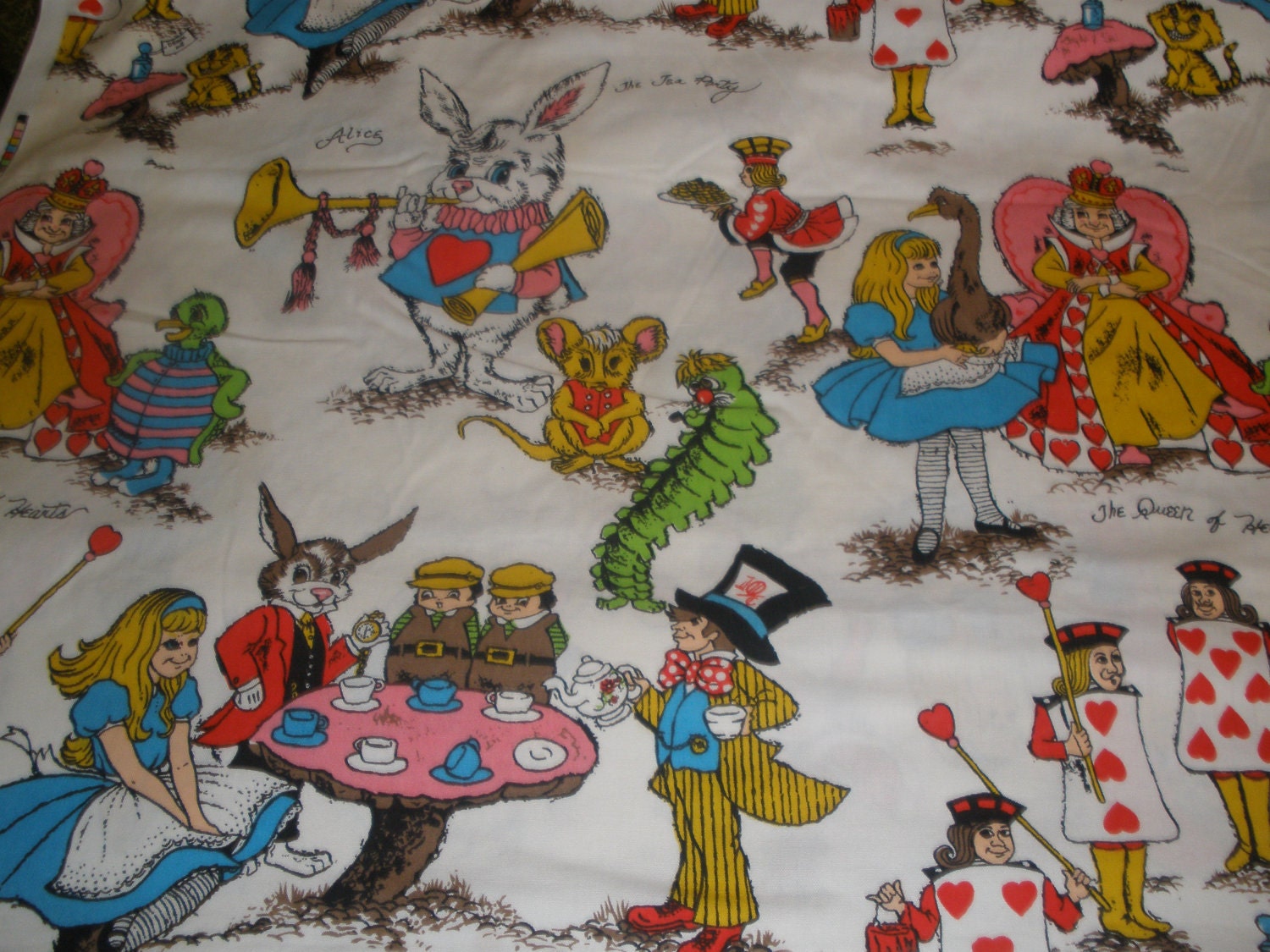 Vintage Alice In Wonderland Fabric 80