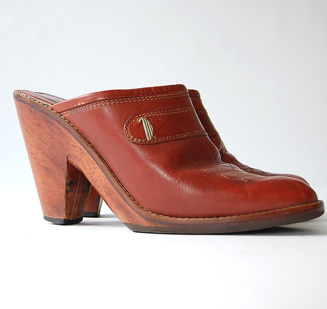 vintage Wooden High Heel Clogs . Made in Brazil sz 7.5 Hush