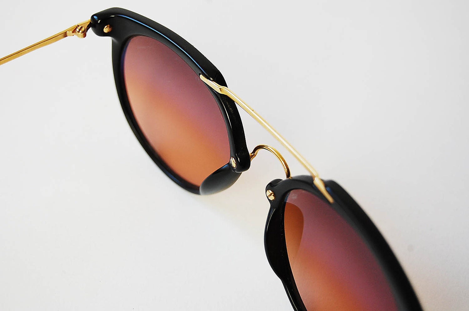 vintage Sunglasses . Corning Optics . Serengeti . Oversized
