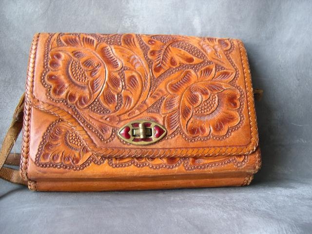 Vintage Reversible Hand Tooled Mexican Leather Purse