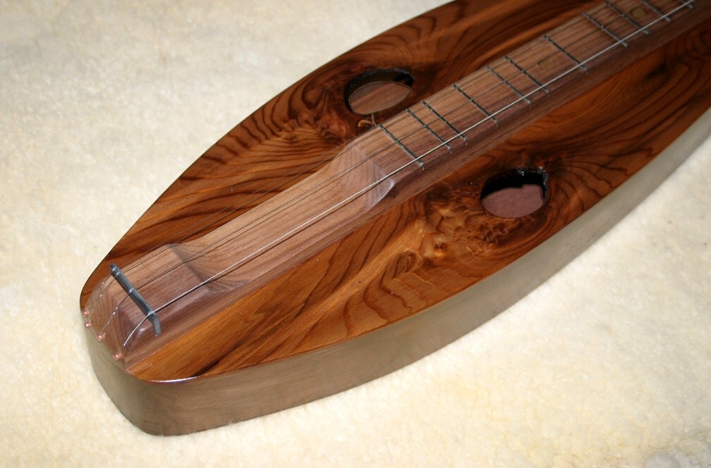 Fourstring Teardrop Mountain DulcimerRed Cedar Soundboard