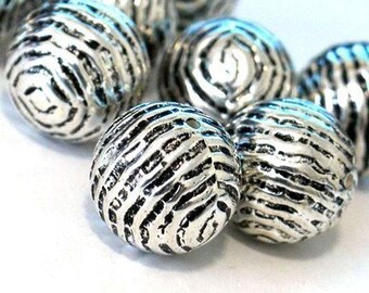 Clearance 8pcs Big Antique Silver Acrylic Beads 19.5mm