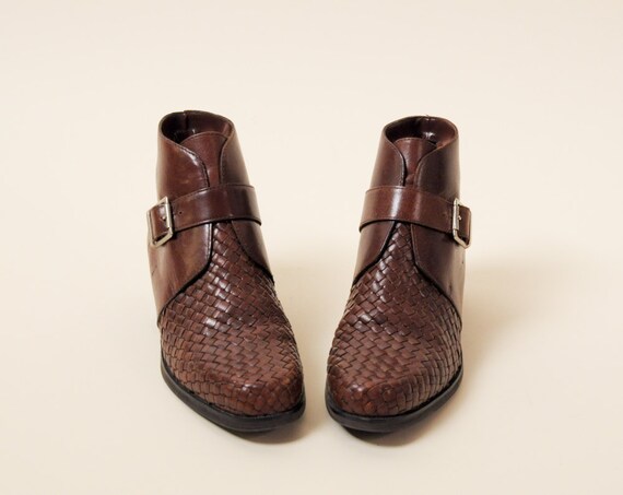 promenade booties in brown fabric