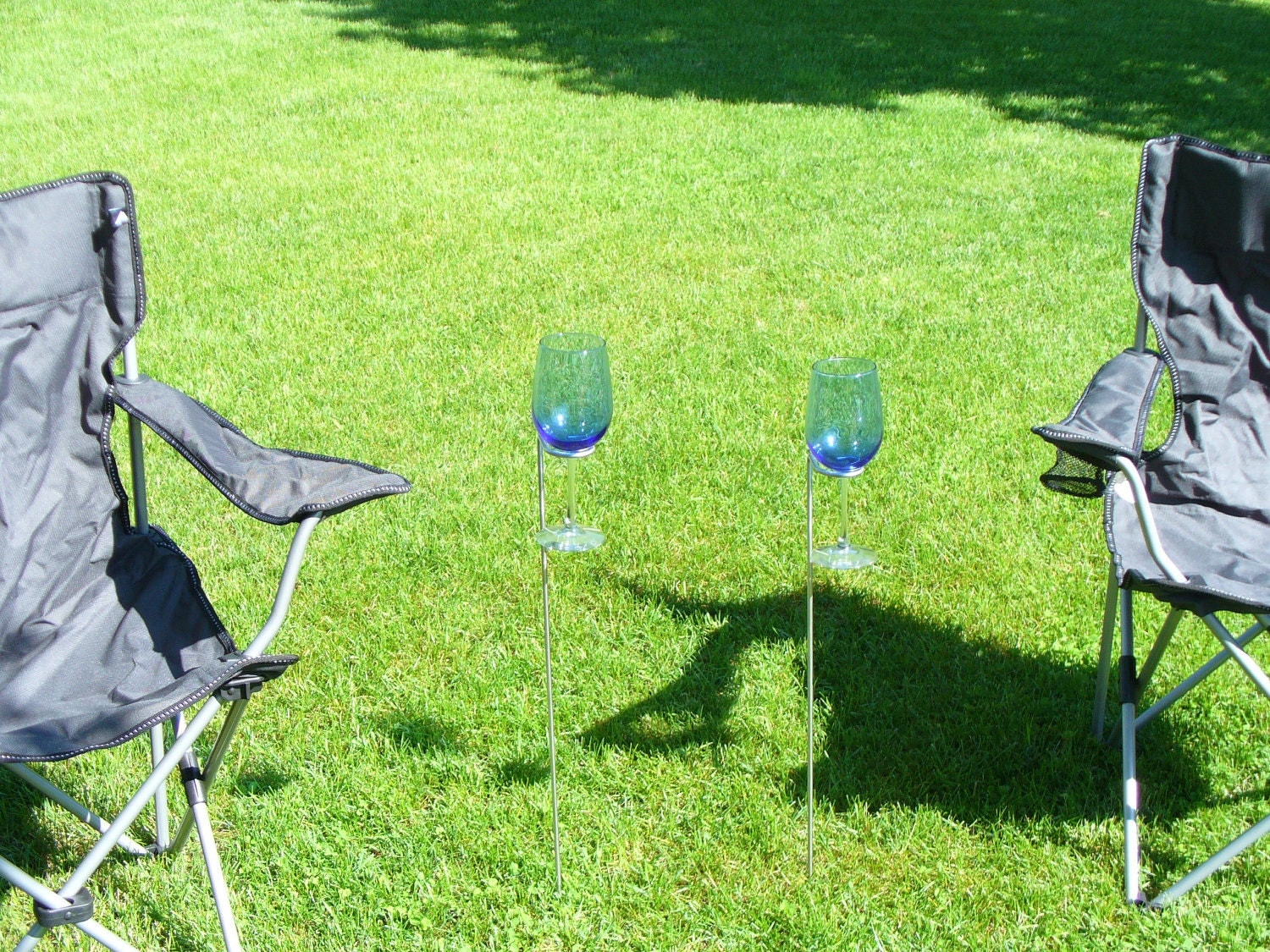 Set of 4 Outdoor Wine Glass Holders
