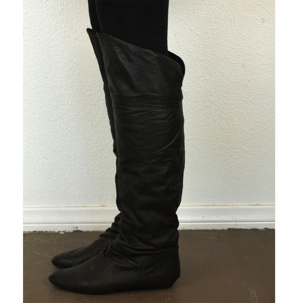 VINTAGE OTK OVER THE KNEE BLACK LEATHER FLAT BOOTS 10