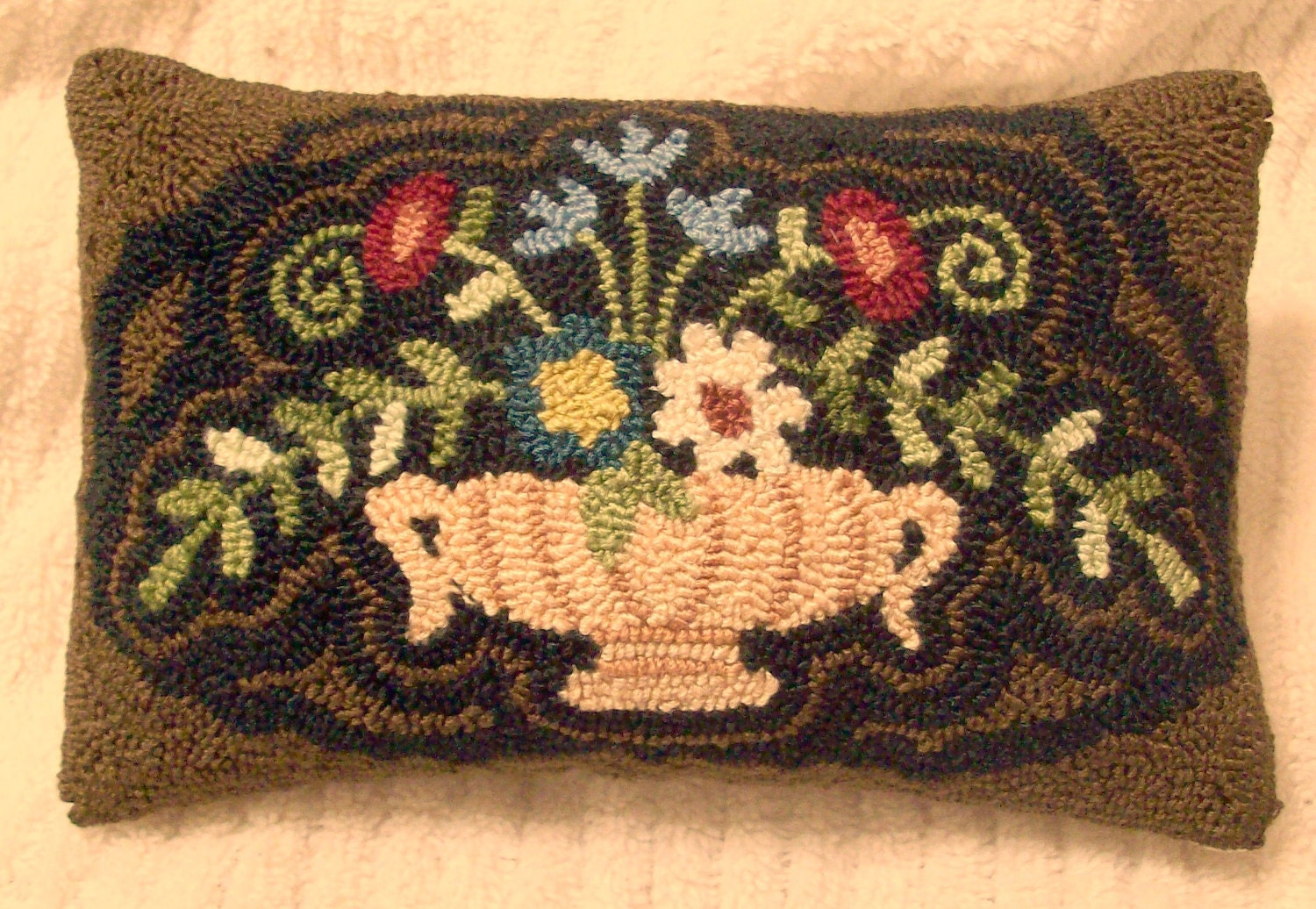 Primitive Needle Punch Pillow Urn Of Flowers