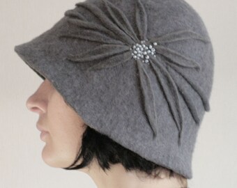 Gray Blue Cloche Hat -- Hand Felted Wool -- Size Medium