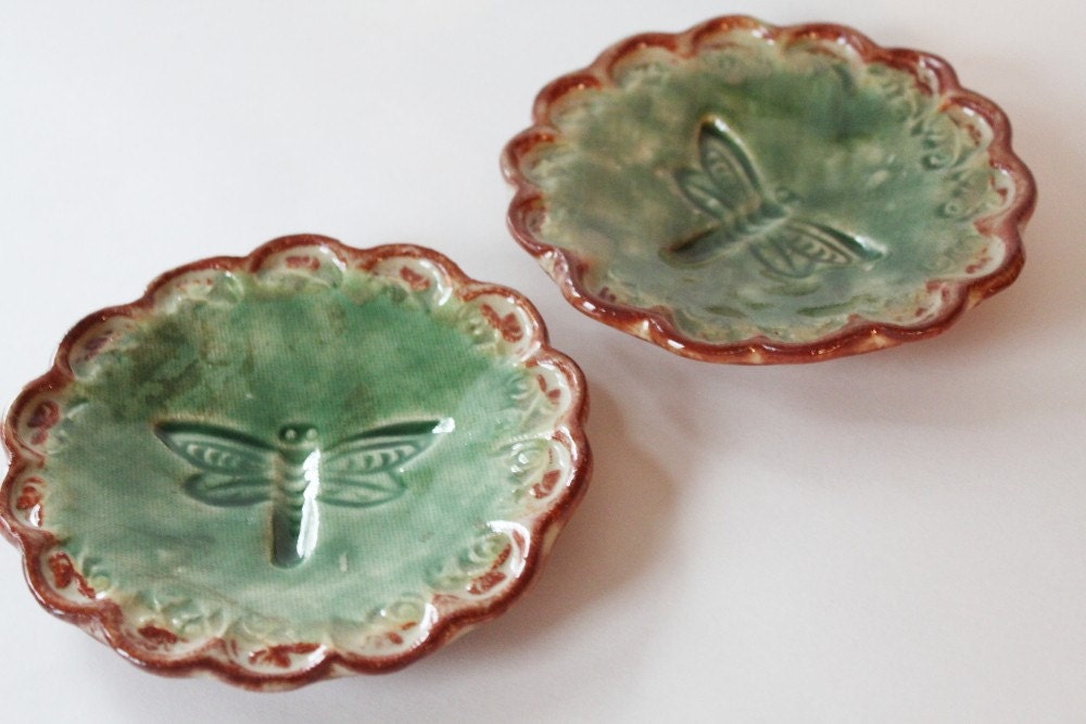 Charming DragonFly Dishes Set of Two