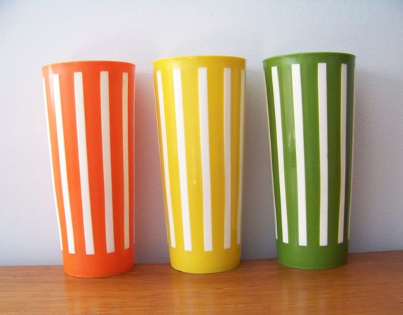 vintage  drinking Drinking   Stripped     Retro cups  Deka 3 Vintage 1970s Plastic    Cups