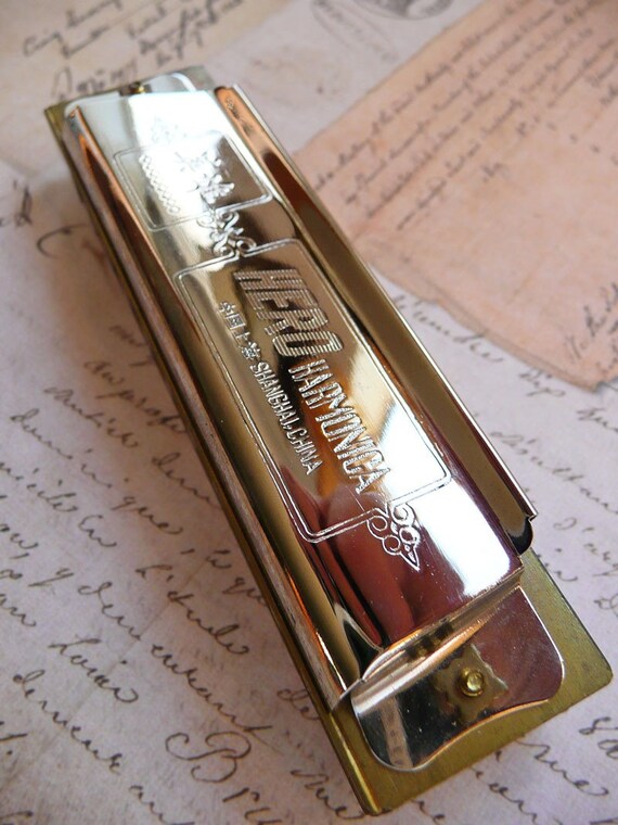 Vintage Hero Harmonica