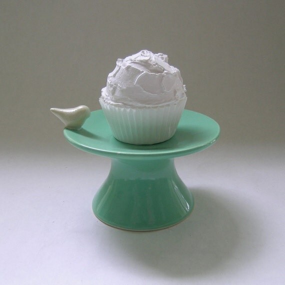 Ceramic stand Vintage vintage cupcake etsy  Stand Cupcake Bird in Green