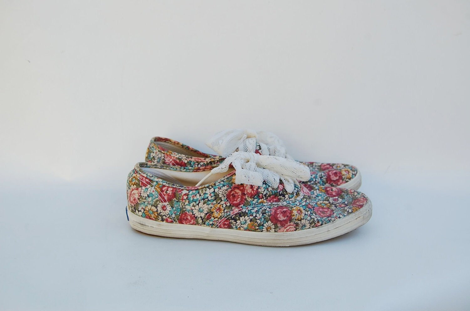 floral shoe laces