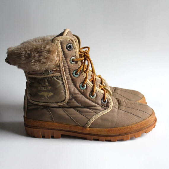 shoes 8 snow boots. ROOS. waterproof shearling utility. 70s 80s hiking.
