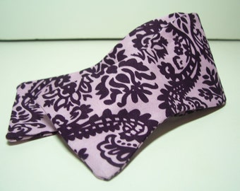 Freestyle Bow Tie for Men in Purple Damask