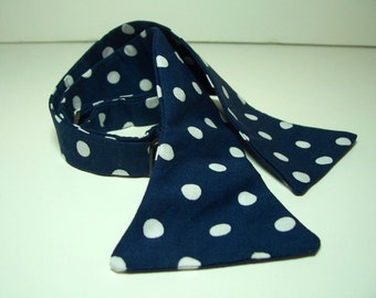 Freestyle Bow Tie for Men Navy and White Dots