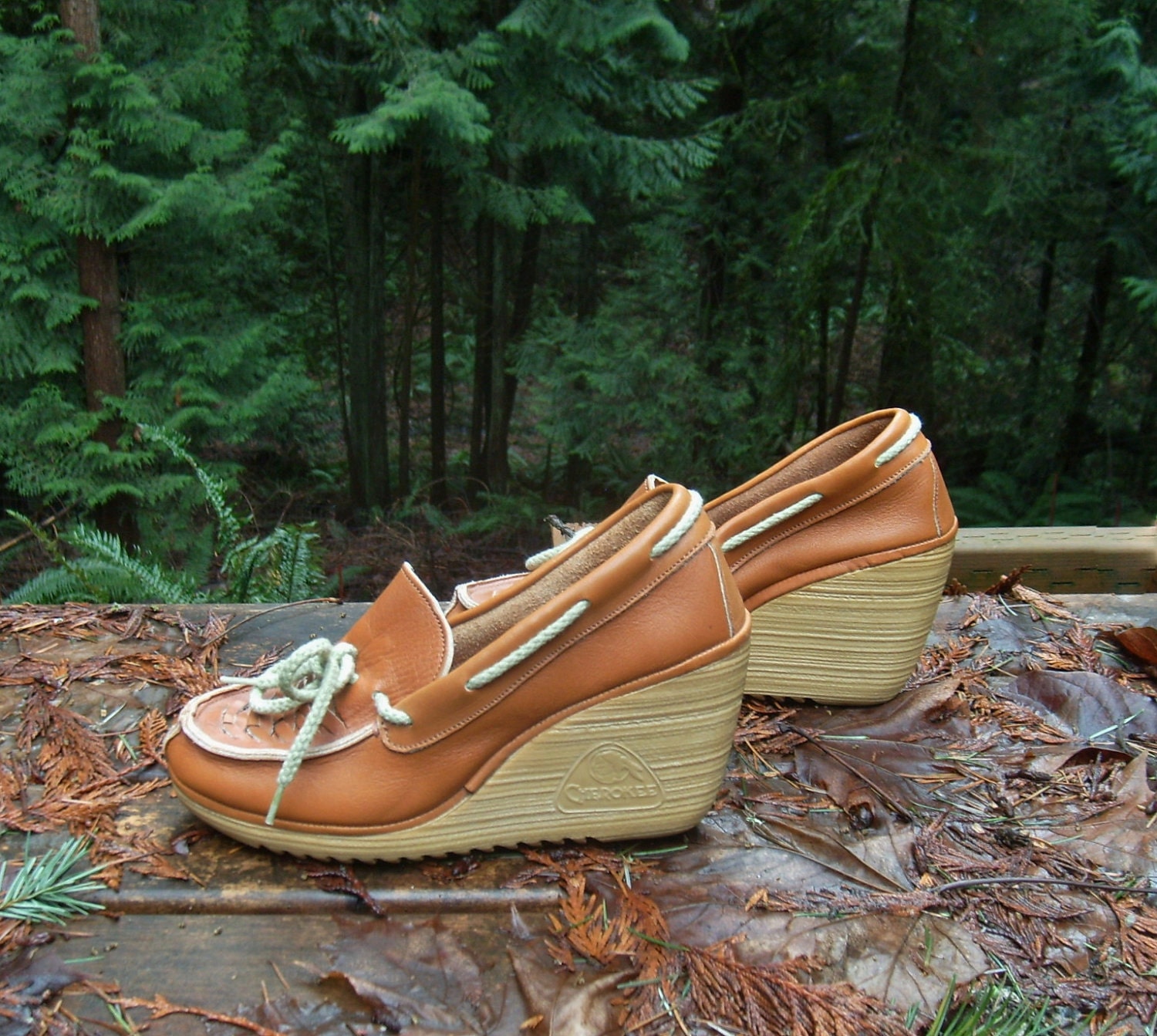 70's vintage Cherokee wedge shoes rubber platforms 7