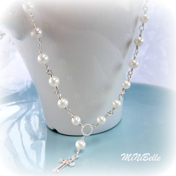 Cross Necklace. Pearl Cross Necklace. Religious by MiNiBelle