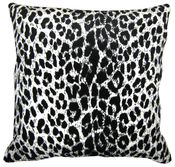 Items similar to Decorative Pillow Cover- Black and White ...