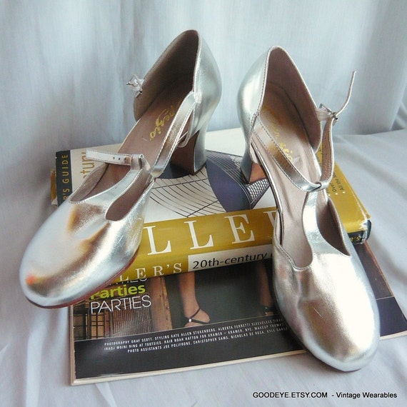 Vintage CAPEZIO Dance Shoes Silver Salsa Ballroom by GoodEye