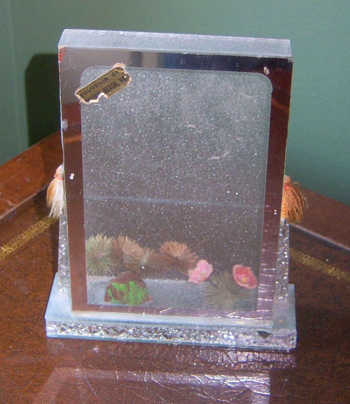 vintage glass plexiglass Art Deco shadow box picture frame