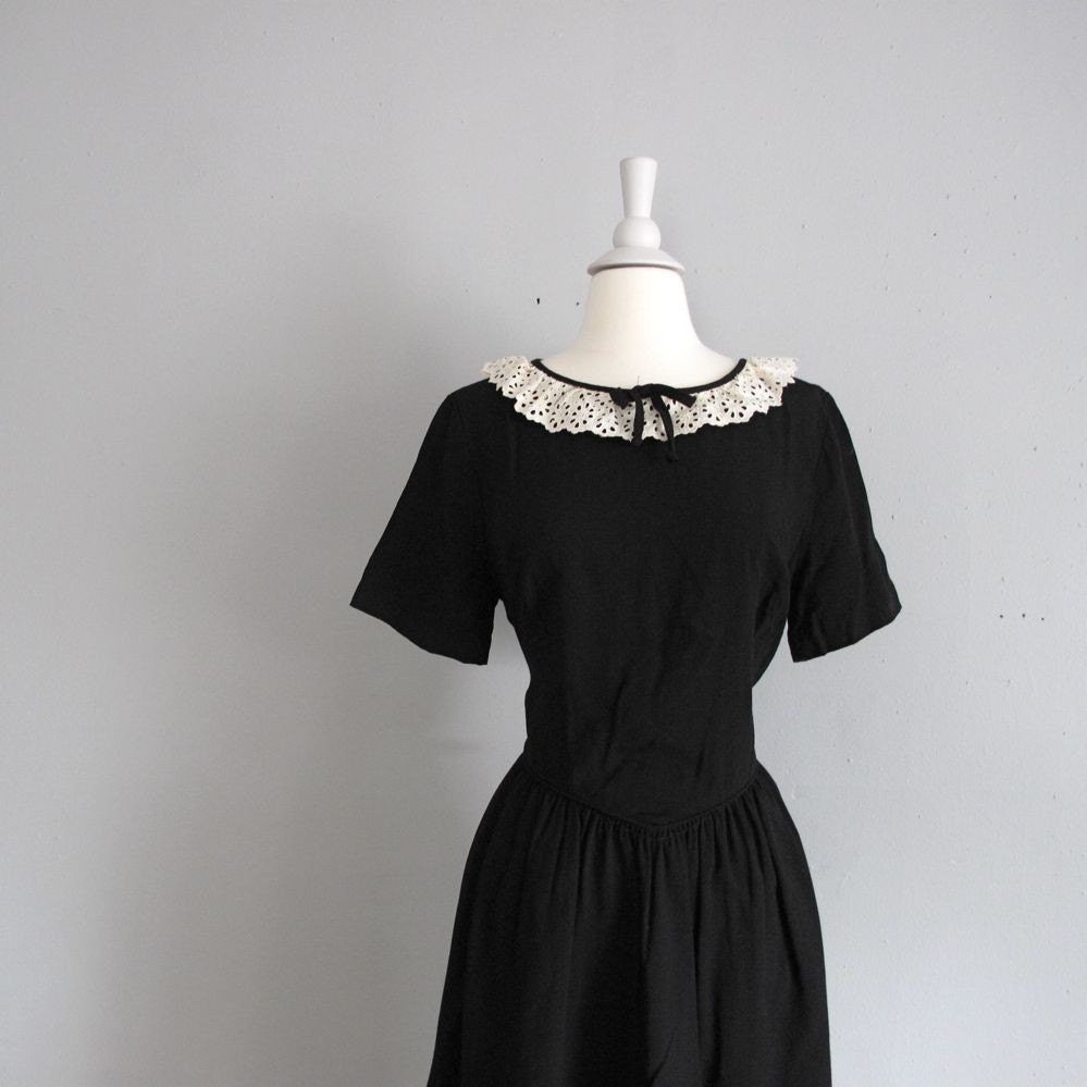 1950s vintage FRENCH MAID day dress