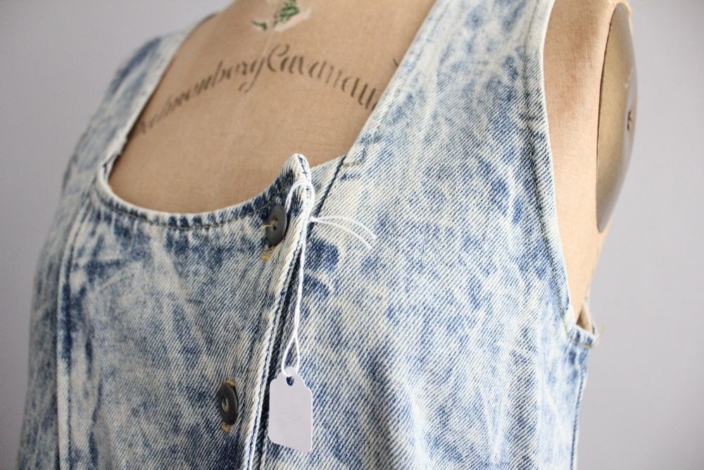 1980s vintage acid wash denim jumper dress