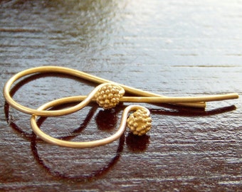 Vermeil Berry 23x11.5mm Earwire : 2 pc Vermeil Earwire